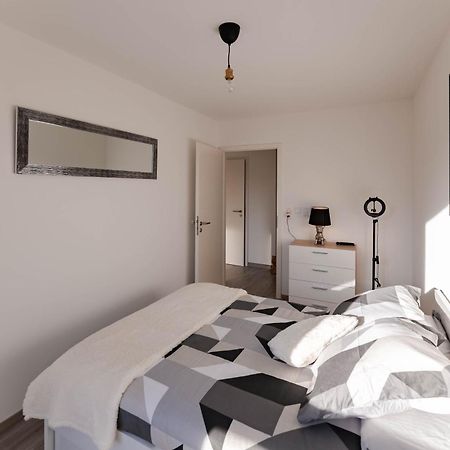 Ferienwohnung Les Jardins De La Semme Colmar Exterior foto